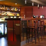 纳坦利温泉酒店 5* 纳坦利