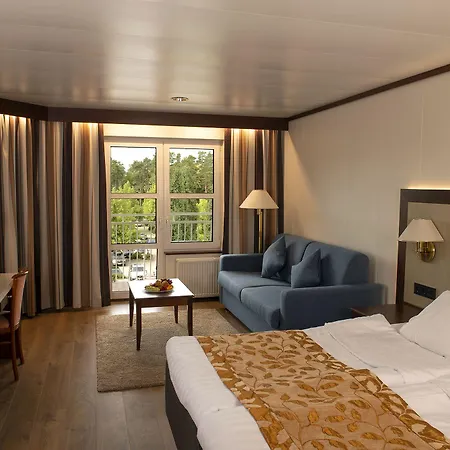 فندق Naantali Spa Hotel 5*