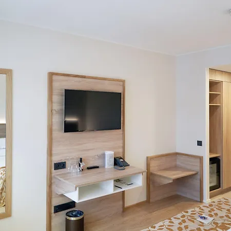 Naantali Spa Hotel فندق ناتالي