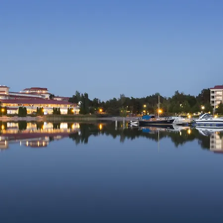 Naantali Spa Hotel فندق ناتالي