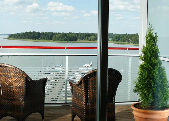 فندق Naantali Spa Hotel 5*