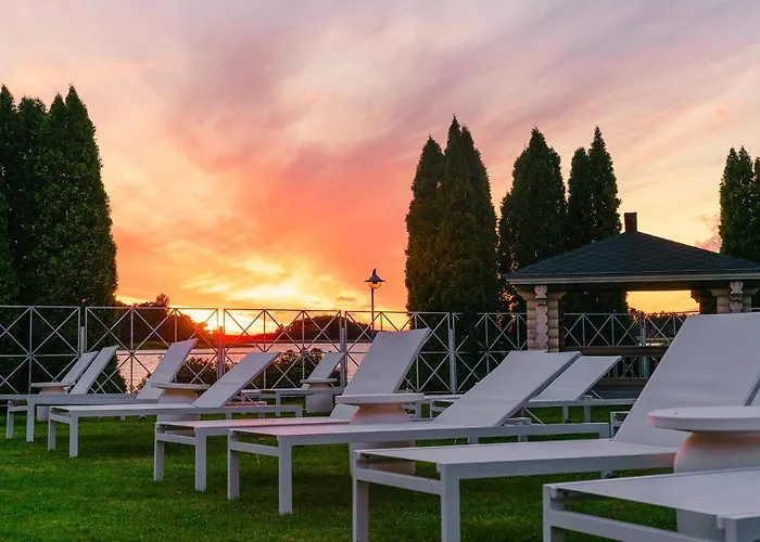 Naantali Spa Hotel فندق 5*