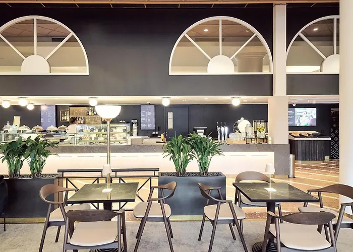 Naantali Spa Hotel فندق